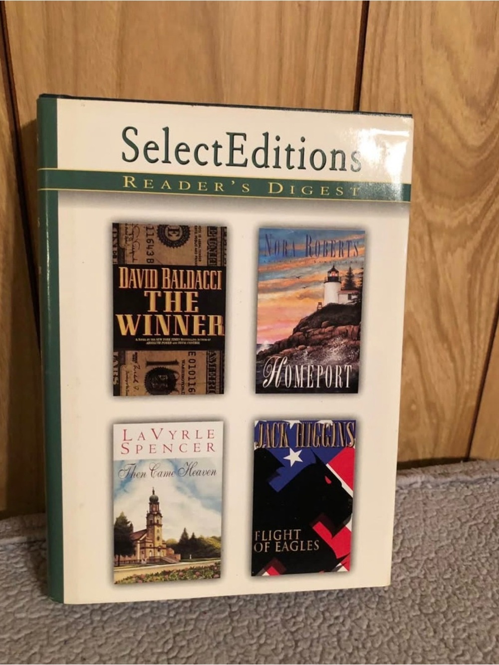 Reader's Digest Assorted Book Set - White/Green
